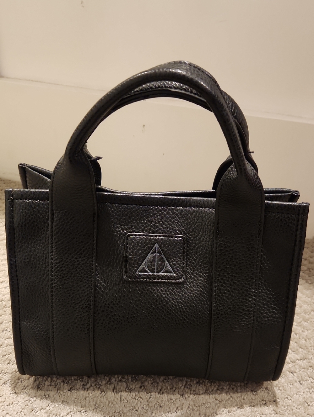 NEW Warner Bros. Black 'The Deathly Hallows' Mini Tote. Tags Attached - Picture 4 of 9